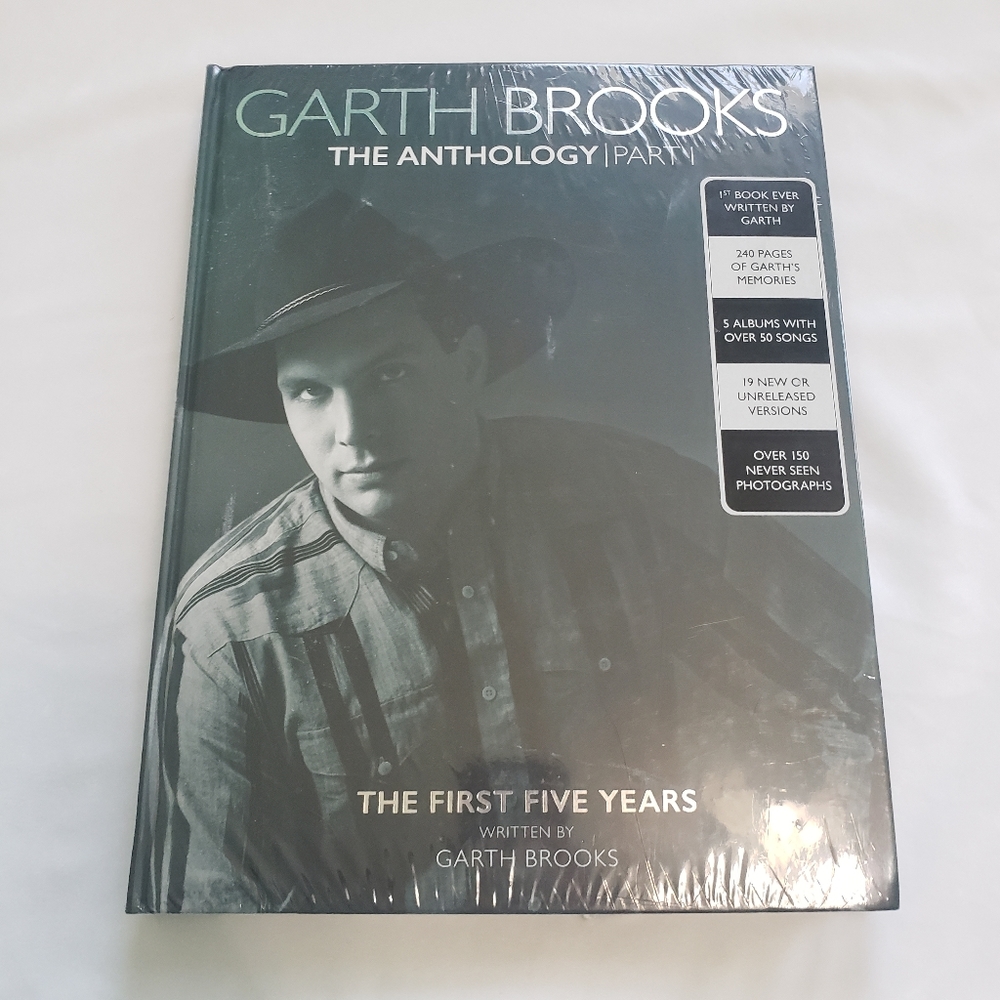 NWT Garth Brooks The Anthology Part 1 Book and CDs